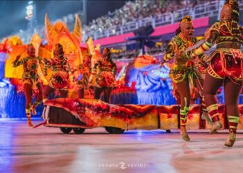 Escola de Samba Unidos da Viradouro vem a Salvador em show de encerramento dos 475 anos da cidade