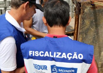 Sedur interdita parque de diversões instalado no Campo da Pronaica
