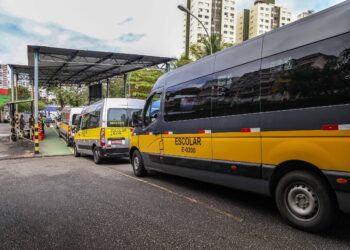 Semob encerra período de vistoria de veículos de transporte escolar neste sábado (18)