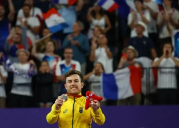 Paris 2024: Vitor Tavares é bronze na classe simples SH6 do badminton