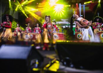 Novembro Salvador Capital Afro: Banda Didá leva samba-reggae à Escadaria do Passo nesta sexta (22)