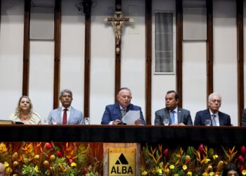 Na reabertura dos trabalhos na Alba, governador destaca ações para o desenvolvimento da Bahia