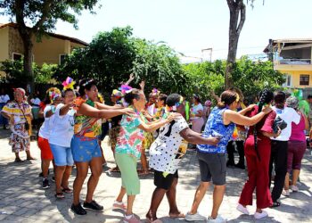 Primeiro Baile Carnavalesco da Pessoa idosa: Saúde de Salvador promove folia para 130 idosos nesta terça-feira (06)