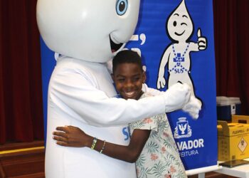 Mais de 100 postos irão ofertar a vacina contra dengue em Salvador a partir desta quarta-feira (21)