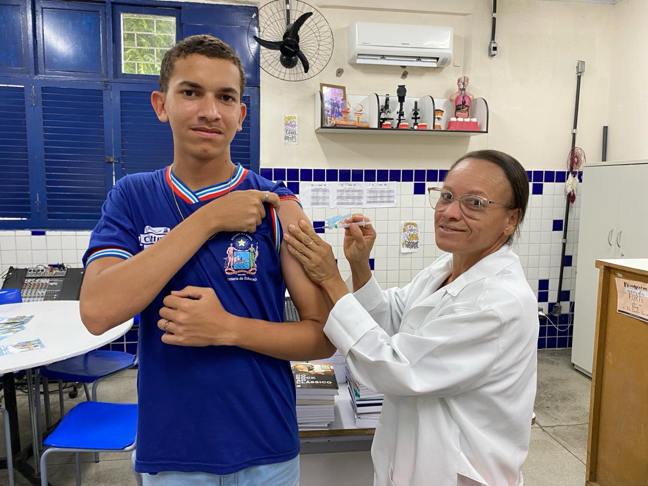 Projeto Vacinação na Escola amplia a proteção aos estudantes da rede estadual de ensino
