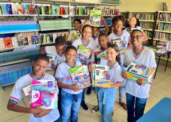 Escolas estaduais têm até dia 5 de março para solicitar reserva técnica de livros didáticos