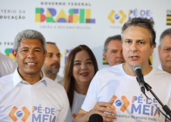 Ministro da Educação destaca qualidade das escolas da Bahia