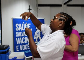 Happy da Vacina: horário de vacinação contra a gripe e dengue é estendido nesta terça-feira (28) em Salvador