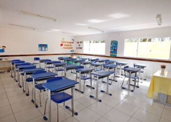 Acajutiba recebe escolas mais modernas e equipadas para população