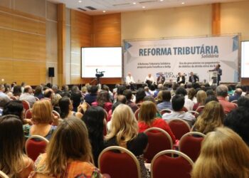 Congresso do Sindsefaz debate Reforma Tributária, trabalho remoto e impactos da IA na fiscalização de tributos