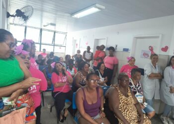 Unidade de saúde em Salvador realiza campanha do Outubro Rosa com atendimentos especializados e autocuidado