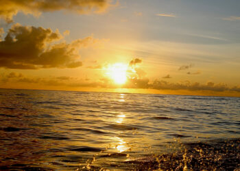 Previsão do tempo: Calor intenso e chuvas pontuais marcam o final de semana na Bahia