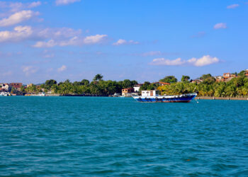 Previsão do tempo: Final de semana será de chuvas rápidas no litoral e clima seco no interior