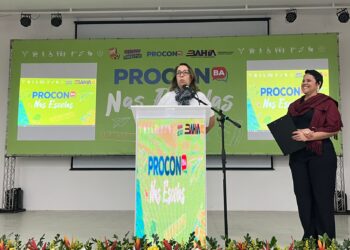 Colégio de Paripe recebe projeto Procon nas Escolas com debate sobre acessibilidade dos consumidores PCD’s