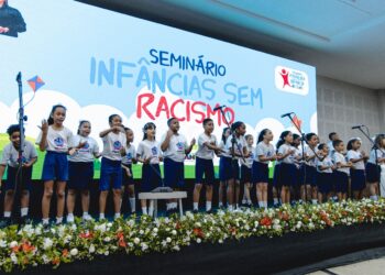 SJDH participa de seminário sobre impactos do racismo na primeira infância