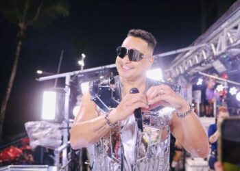 Segunda-feira de Carnaval tem blocos tradicionais de corda e pipocas diversas nos circuitos Dodô e Osmar