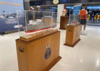 Shopping Barra recebe exposição em homenagem ao Dia da Marinha