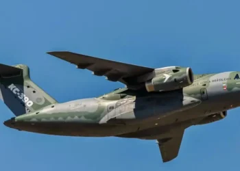 Suécia decide adquirir aeronave militar da Embraer para transporte tático