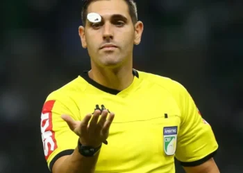 João Vitor Gobi será o árbitro do jogo entre Bahia e Fluminense
