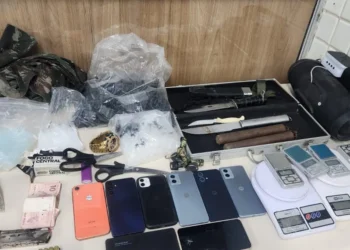 Marechal Rondon: PM apreende carregador, munições e drogas