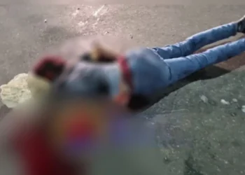 Itapuã: suspeito de assaltar baiana de acarajé é linchado por populares