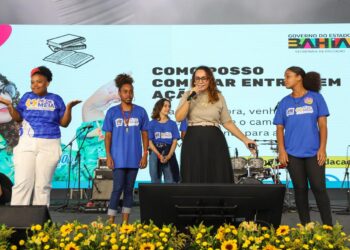 Festival Bolsa Presença + Pé-de-Meia proporciona aulão do Enem para mais de 10 mil estudantes da rede estadual