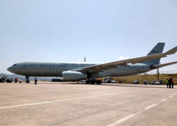 Primeiro voo com repatriados do Líbano pousa em São Paulo com 228 passageiros e três pets