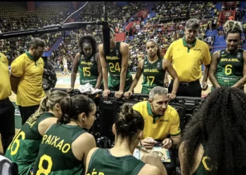 Paris 2024: seleção feminina de basquete não consegue vaga
