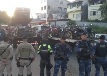 Blitz conjunta retira 26 motos irregulares de circulação e aplica 38 notificações