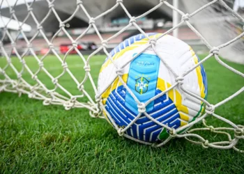 CBF suspende duas rodadas do Brasileirão por causa de cheias no RS