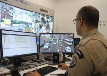 Sistema de Reconhecimento Facial localiza pessoa desaparecida em Salvador