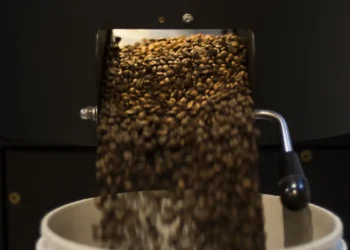 Polícia apreende no Rio três toneladas de café impróprio para consumo