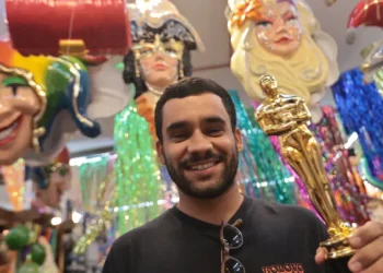 Carnaval e indicação ao Oscar movimentam vendas na 25 de Março