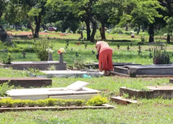 Taxa de homicídio cai, mas violência matou 45,7 mil no Brasil em 2023