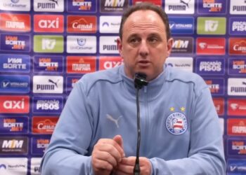 Assista coletiva de Rogério Ceni após triunfo sobre o Corinthians