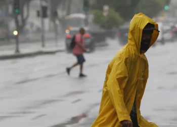 Temporal deixa 7 mortos no estado do Rio de Janeiro