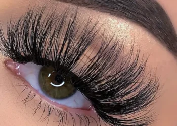 Anvisa alerta sobre produtos não regularizados para fins cosméticos