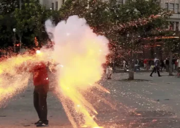 Justiça reduz pena de condenado por morte de cinegrafista em protesto