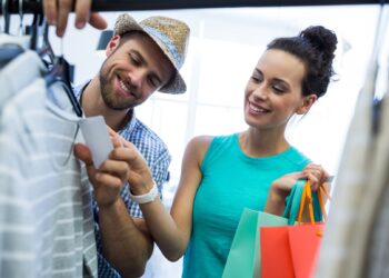 Black Friday: especialista alerta para agravamento de compras compulsivas