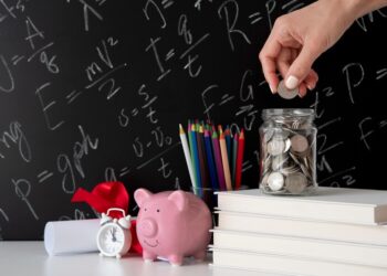 Educação financeira: saiba por que a geração Alpha precisa aprender desde cedo a cuidar das finanças