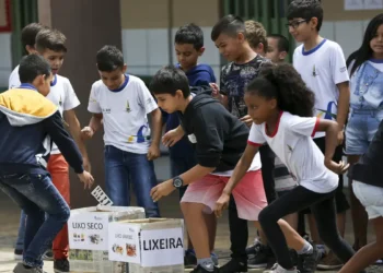 Ações de organização humanitária evitam separação familiar