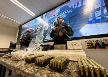 Em pouco mais de 8 meses, Polícia baiana apreende 55 fuzis e iguala número de 2023