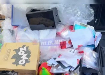 Rio Vermelho: polícia encontra laboratório de drogas em apartamento alugado pelo Airbnb