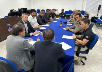 Intensificação do combate às facções na região de Eunápolis é definida em reunião da SSP, PM, PC, SEAP, PF e TJ