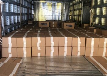 Embasa envia mais de 40 mil copos de água para vítimas das enchentes no Rio Grande do Sul