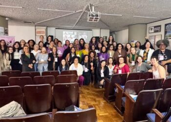 1º Encontro Nacional de Mulheres Jornalistas da Fenaj aprova ações por segurança e igualdade de gênero