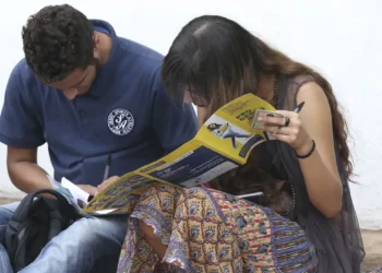 Enem: ONG incentiva doação para inscrições de jovens de baixa renda
