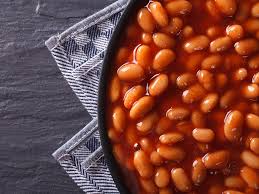 Nutricionista explica os riscos do excesso de feijão