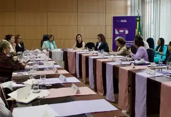 Governo quer apoio de times de futebol contra feminicídio