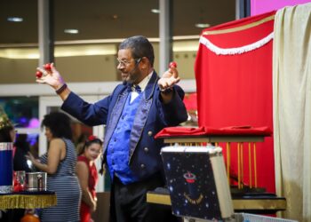 Show de mágica agita a programação de Férias no Boulevard